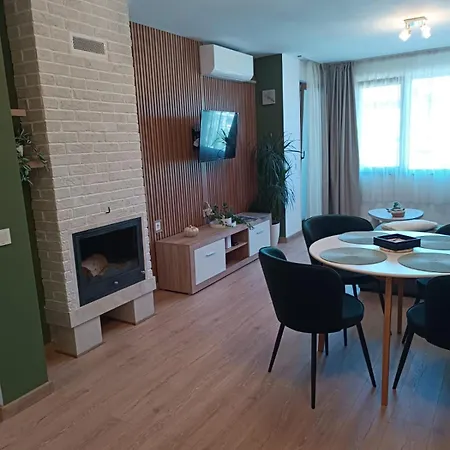 Private At Life Apartment